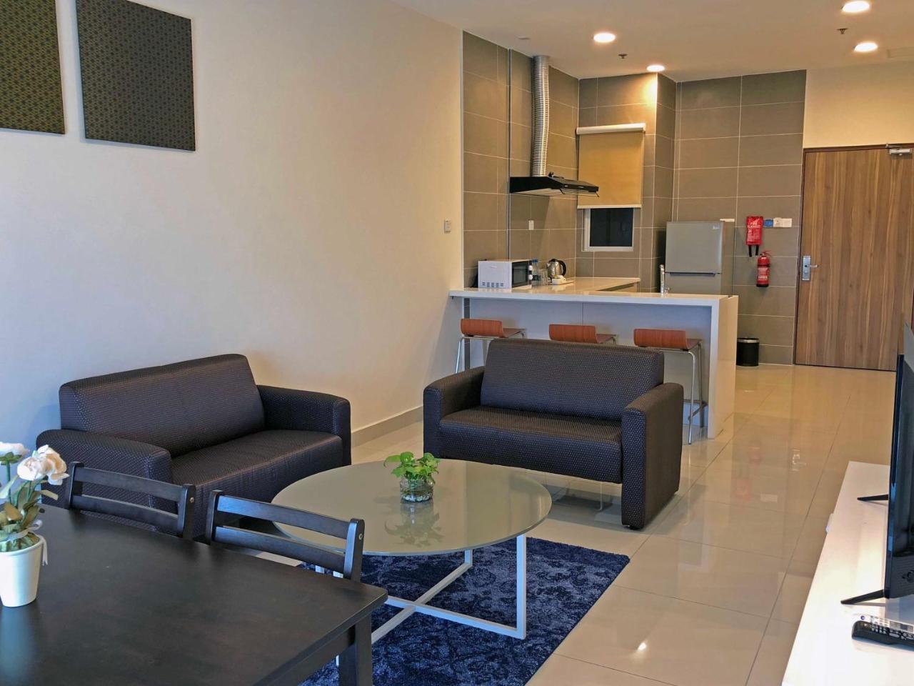 Aman Hills Hotel Kampong Timbunan Екстериор снимка