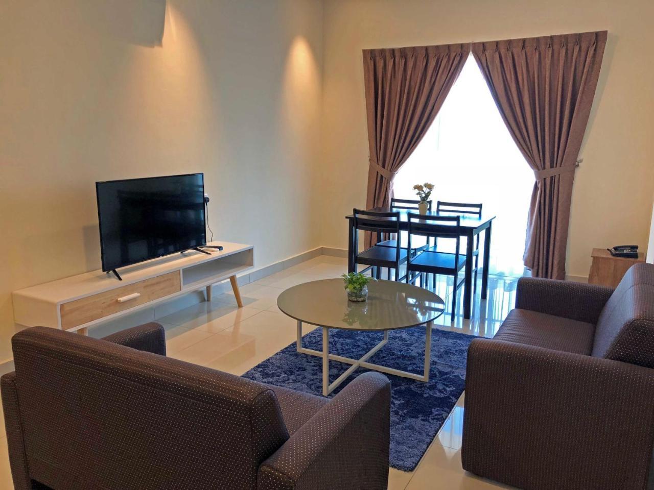 Aman Hills Hotel Kampong Timbunan Екстериор снимка