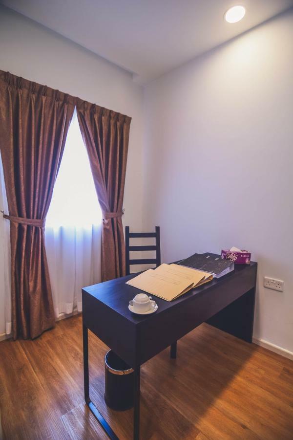 Aman Hills Hotel Kampong Timbunan Екстериор снимка
