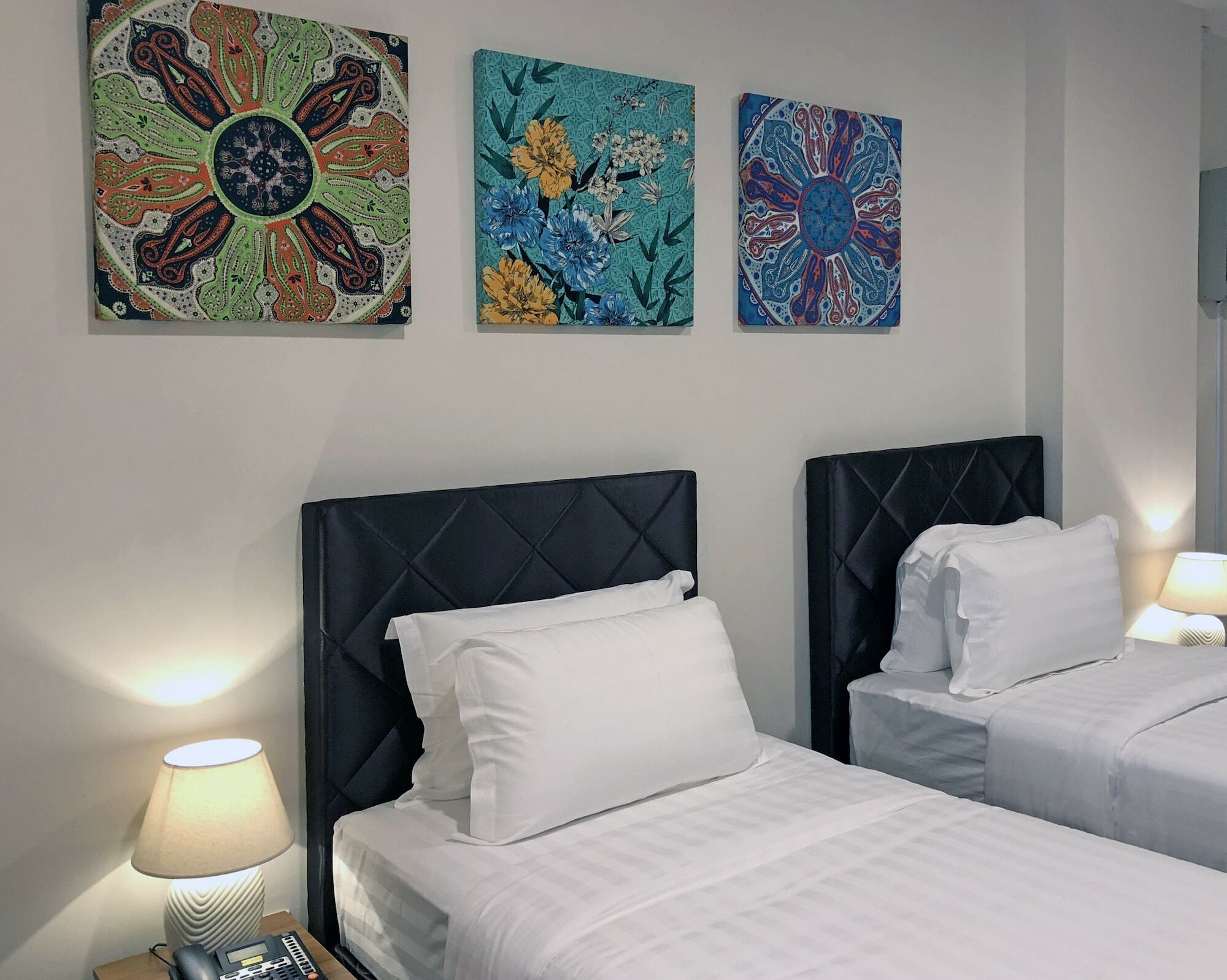 Aman Hills Hotel Kampong Timbunan Екстериор снимка